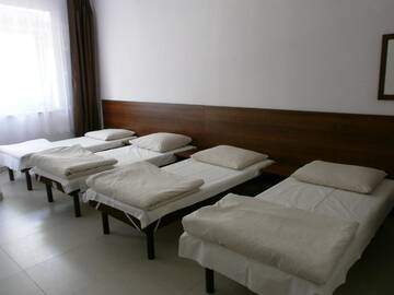Фото номера Четырехместный номер без собственной ванной комнаты Хостелы Twoj Hostel Katowice г. Катовице 4