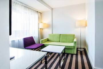 Фото номера Семейный номер Отель Park Inn by Radisson Katowice г. Катовице 5