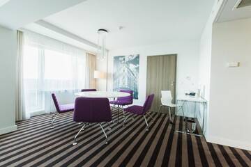 Фото номера Люкс Отель Park Inn by Radisson Katowice г. Катовице 6