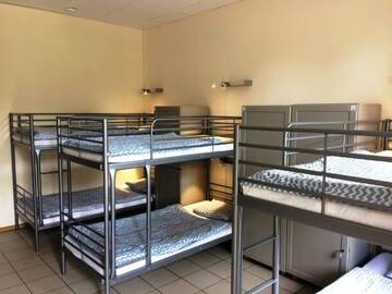 Фото номера Кровать в общем 8-местном номере Хостелы Hostel Katowice Centrum г. Катовице 2